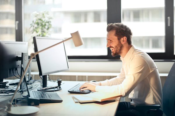 Les avantages incontournables de l'assistante digitale